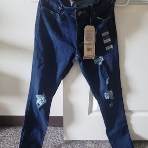 Levis 711 Skinny Jeans NWT